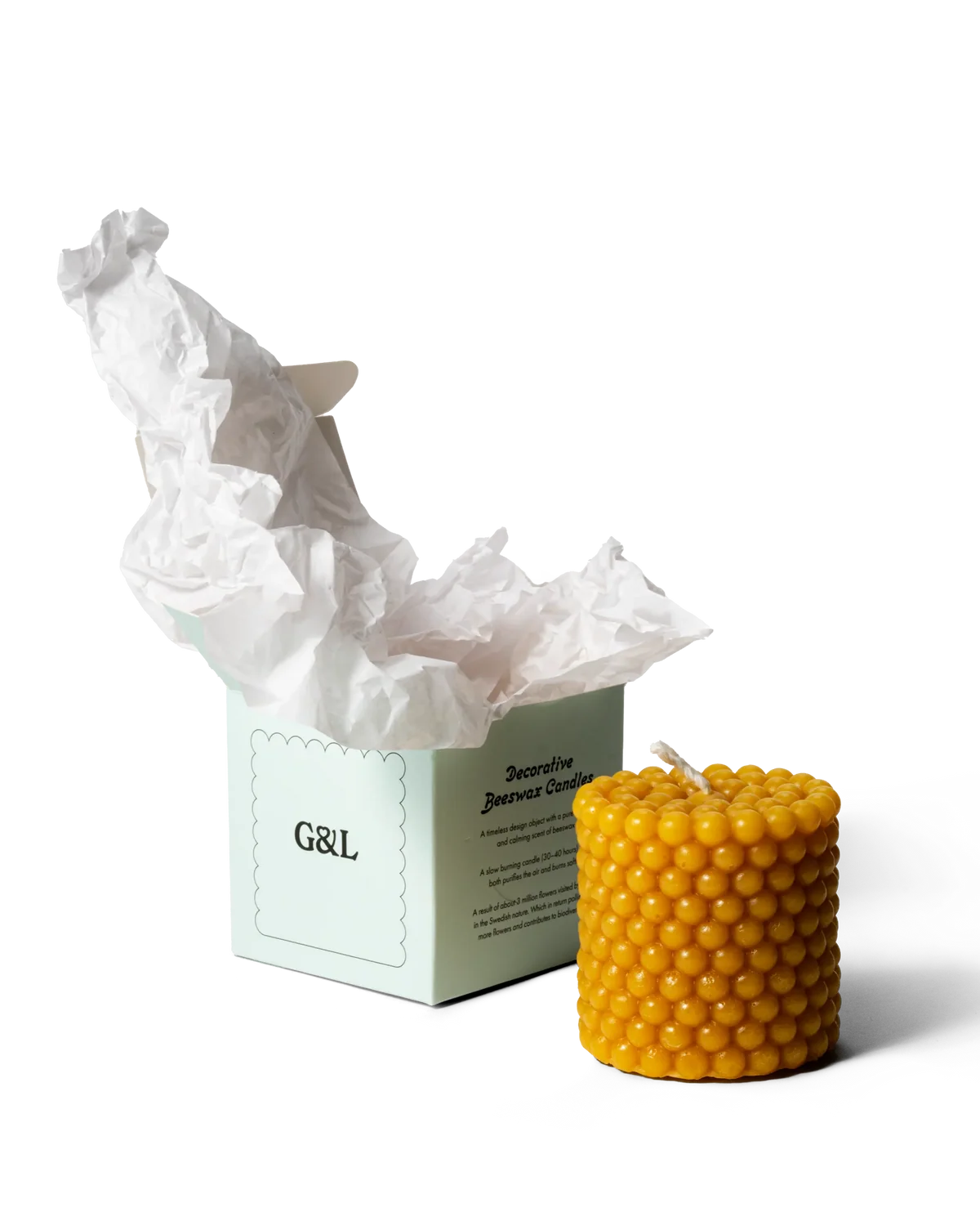 Bivaxljus "Pollen"-Ett handgjort ljus som sprider värme, doft och omtanke